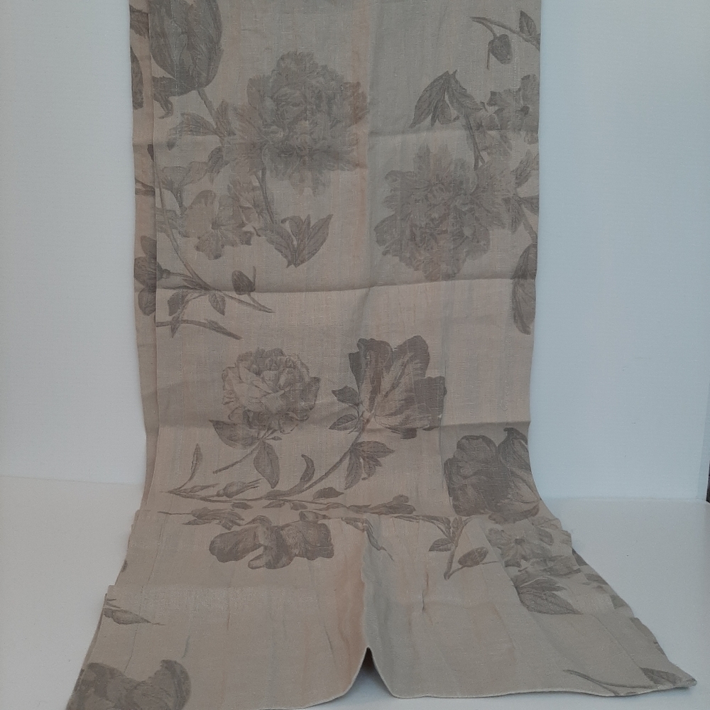Pure Luxury Linen Floral 100% Belgian Linen Table Runner 16" x 96"